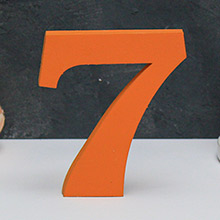 Деревянная цифра для декора стола "7"(оранжевый)(12,5 см)